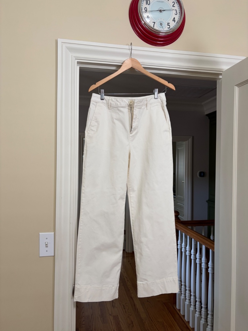 Amazon Essentials Women's High Rise Wide Leg Khaki Pant - Eggshell White